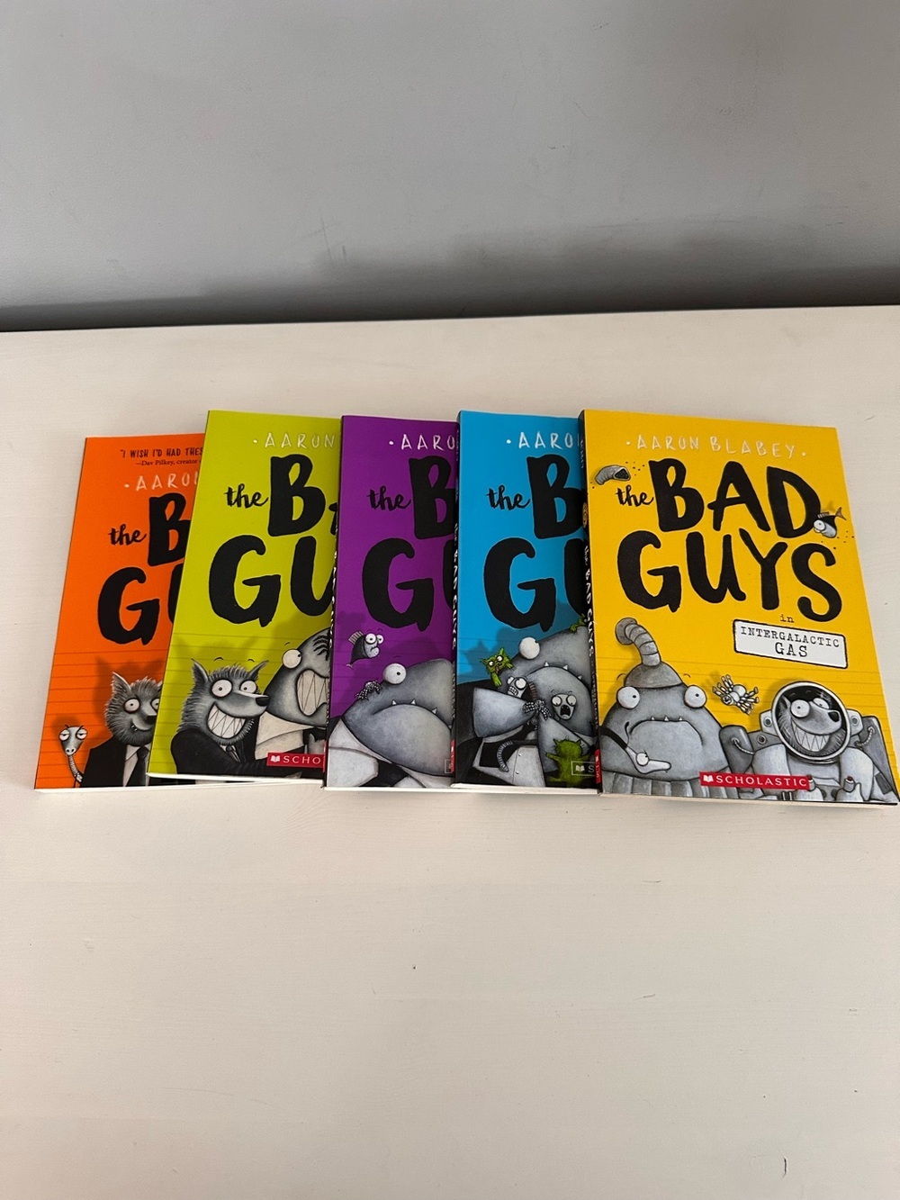 The Bad Guys Chapter Books #1 - #5 Aaron Blabey, Kids Reading Age 7-10